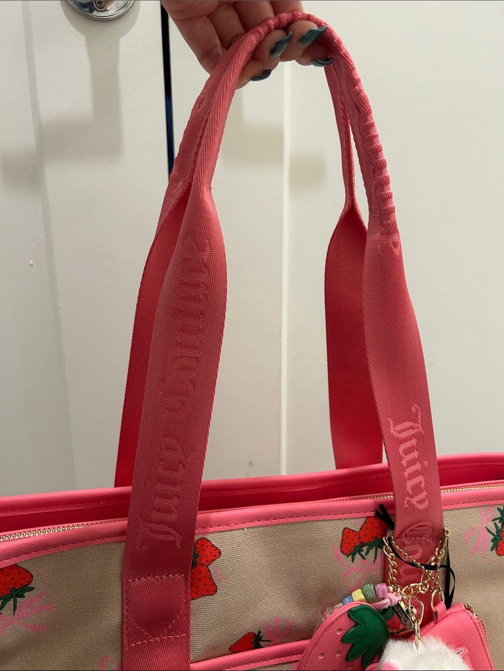 Juicy Couture Exclusive (NWT) Strawberry Festival Tote Bag - Picture 8 of 14